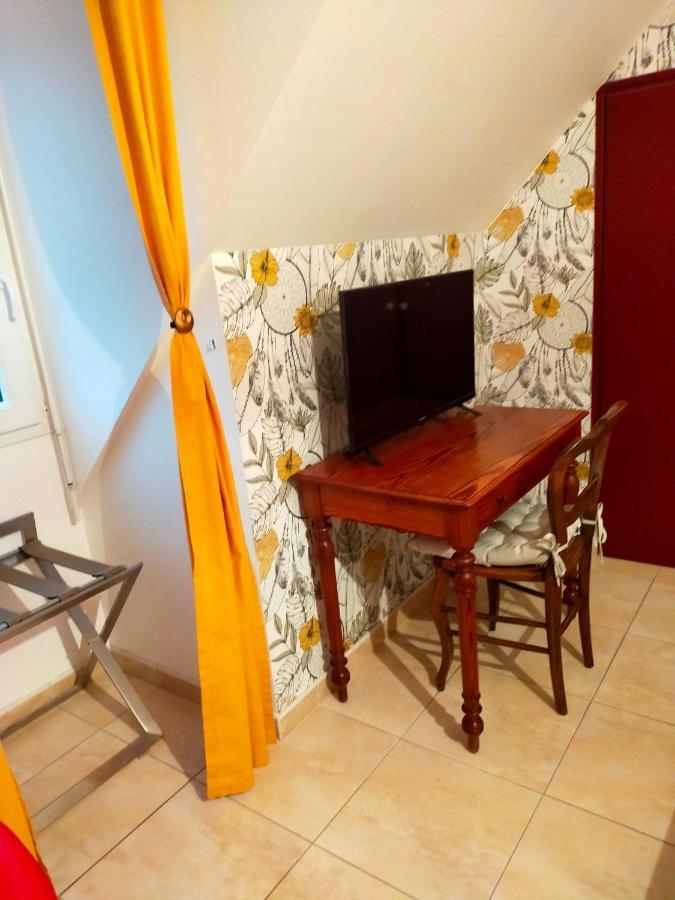 Petit Chatelet Bis Hirel Exteriér fotografie