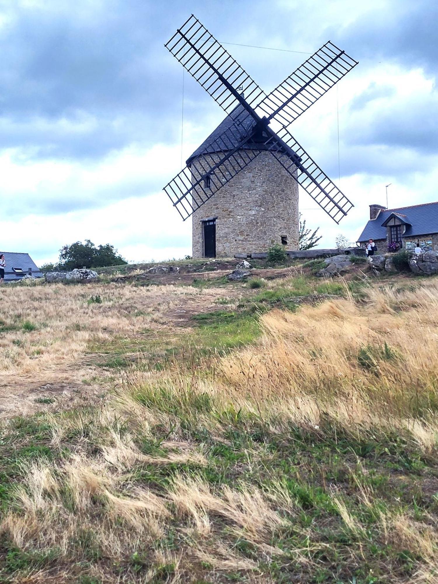 Petit Chatelet Bis Hirel Exteriér fotografie
